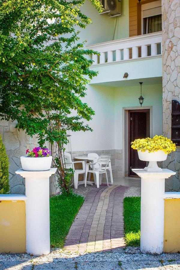 Apartments Alexandros Полихроно Экстерьер фото